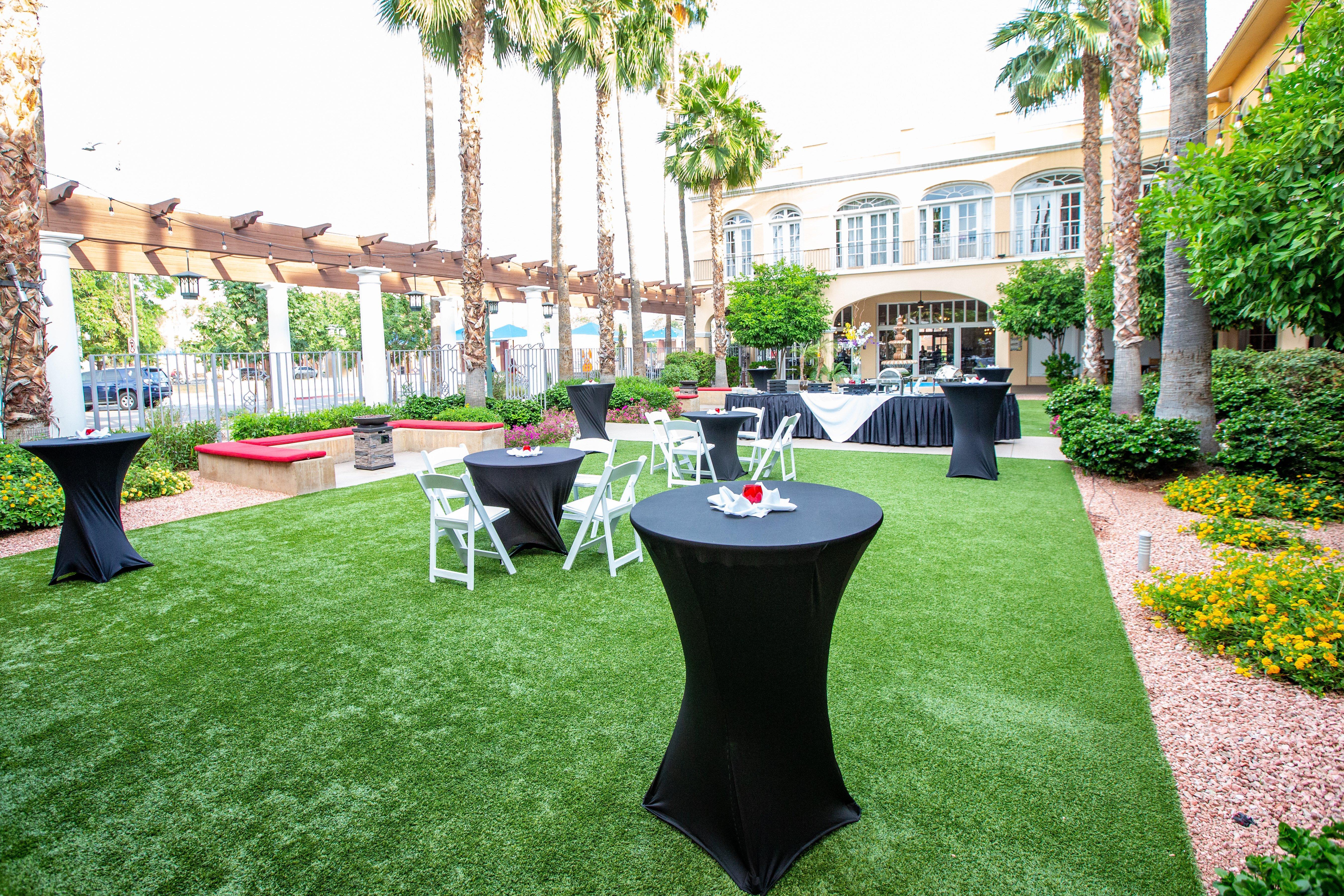Crowne Plaza Phoenix - Chandler Golf Resort By Ihg Exterior photo
